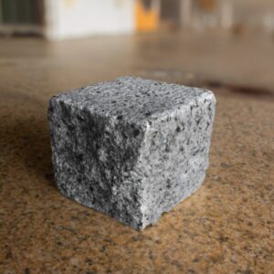 Đá Cubic - Đen An Khê