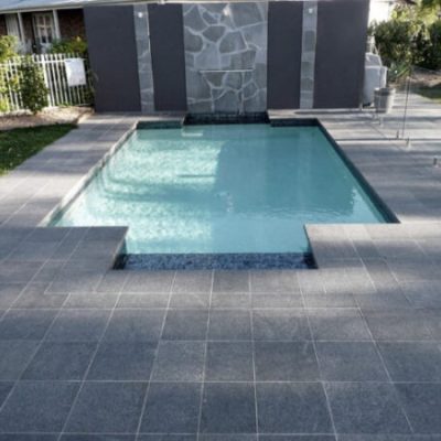 Đá lát hồ bơi