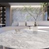 Cận cảnh hệ vân trắng tự nhiên trên nền xám của đá Calacatta Grey